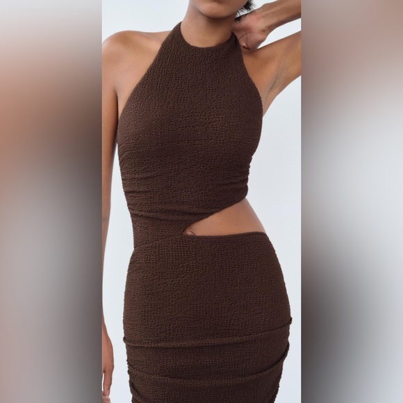 NWT ZARA TEXTURED CUT OUT DRESS - Picture 3 of 11